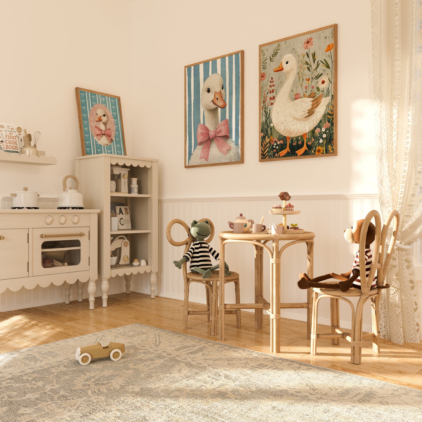 Ein charmantes Kinderzimmer mit einem Poster von Gänsen mit Schleife in Rosa und Blau von justgoodmood. Die Dekoration bringt Freude und Farbe in den Raum.