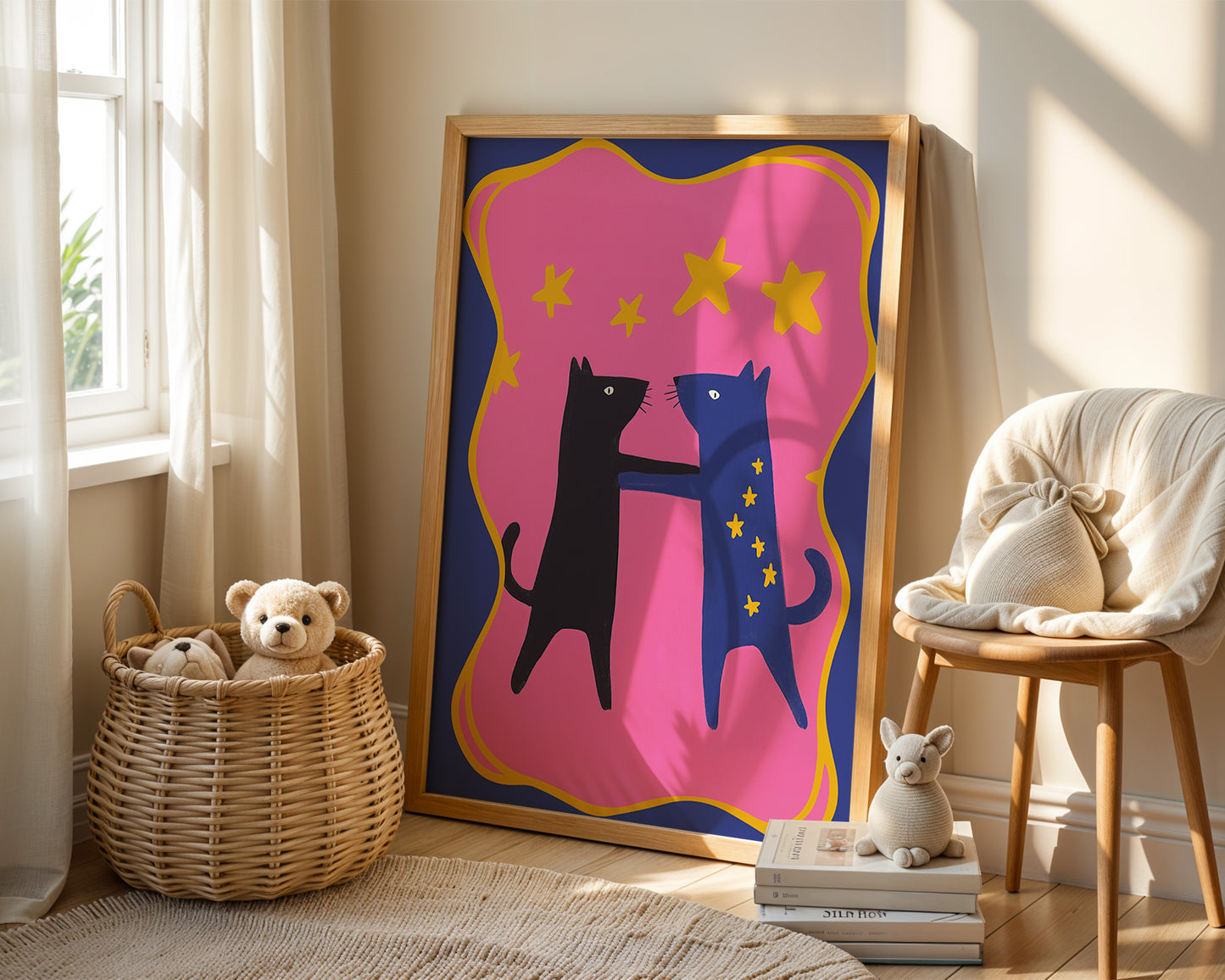 Bezauberndes Poster mit Katzen, Tanz unterm Sternenhimmel von justgoodmood. Einladendes Kinderzimmer-Ambiente mit lebendigen Farben und liebevollem Design.