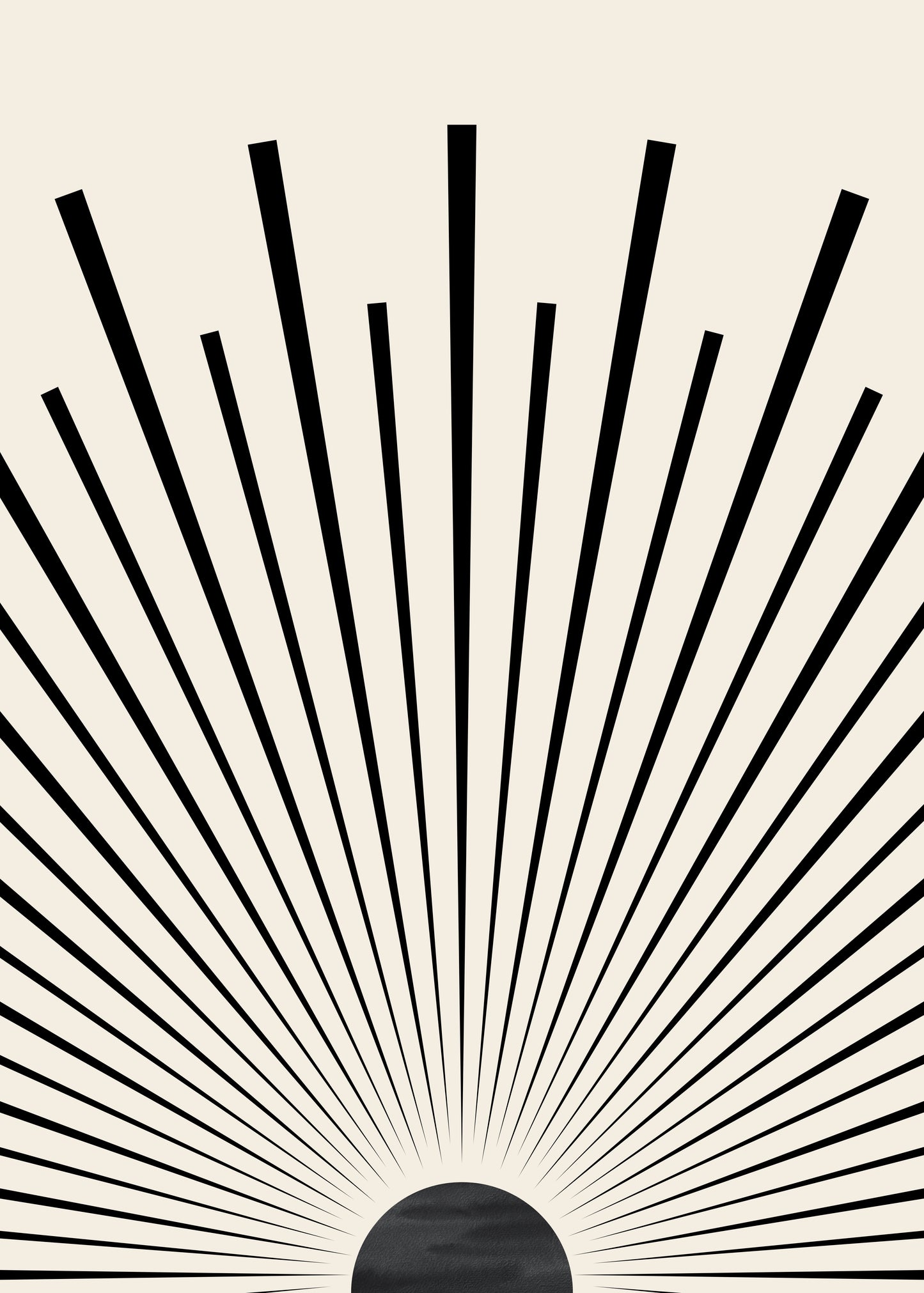 Detailansicht eines künstlerischen Drucks mit schwarzen Sonnenstrahlen auf hellem Hintergrund, von justgoodmood - Mid Century Moderne Wandkunst im Boho Stil.