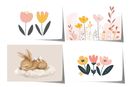 Vier sanfte Kinderposter mit einem schlafenden Häschen und stilisierten Blumen in Rosa, Gelb und dunklem Grün.