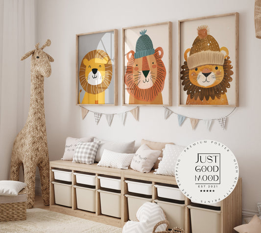 Löwen Poster Kinderzimmer · Geschenkidee für Kinder · Kinderzimmer Deko  · Winter Herbst Löwe Mütze · Deko Print ohne Rahmen