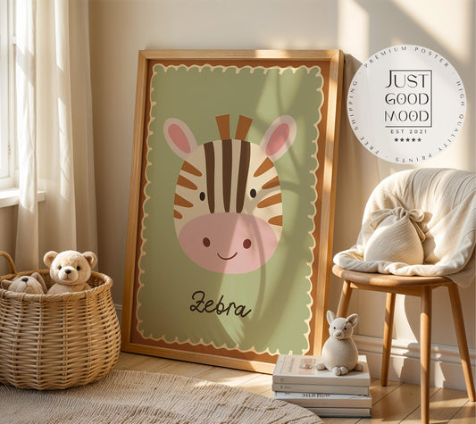 Poster Kinderzimmer Zebra · Niedliches Tiermotiv auf Grün · Safari Deko für Babyzimmer · Liebevoll illustriert · Dekoprint ohne Rahmen
