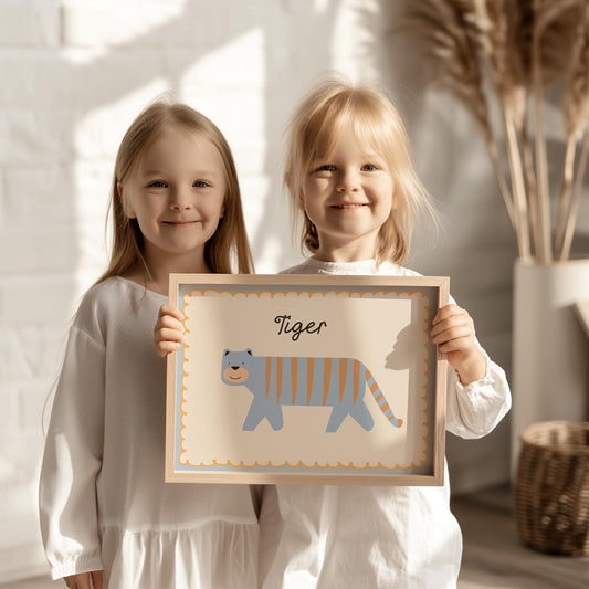 Poster Kinderzimmer Tiger · Süßer blauer Tiger mit Streifen · Tierposter für Jungen & Mädchen · Skandi Dekoprint ohne Rahmen