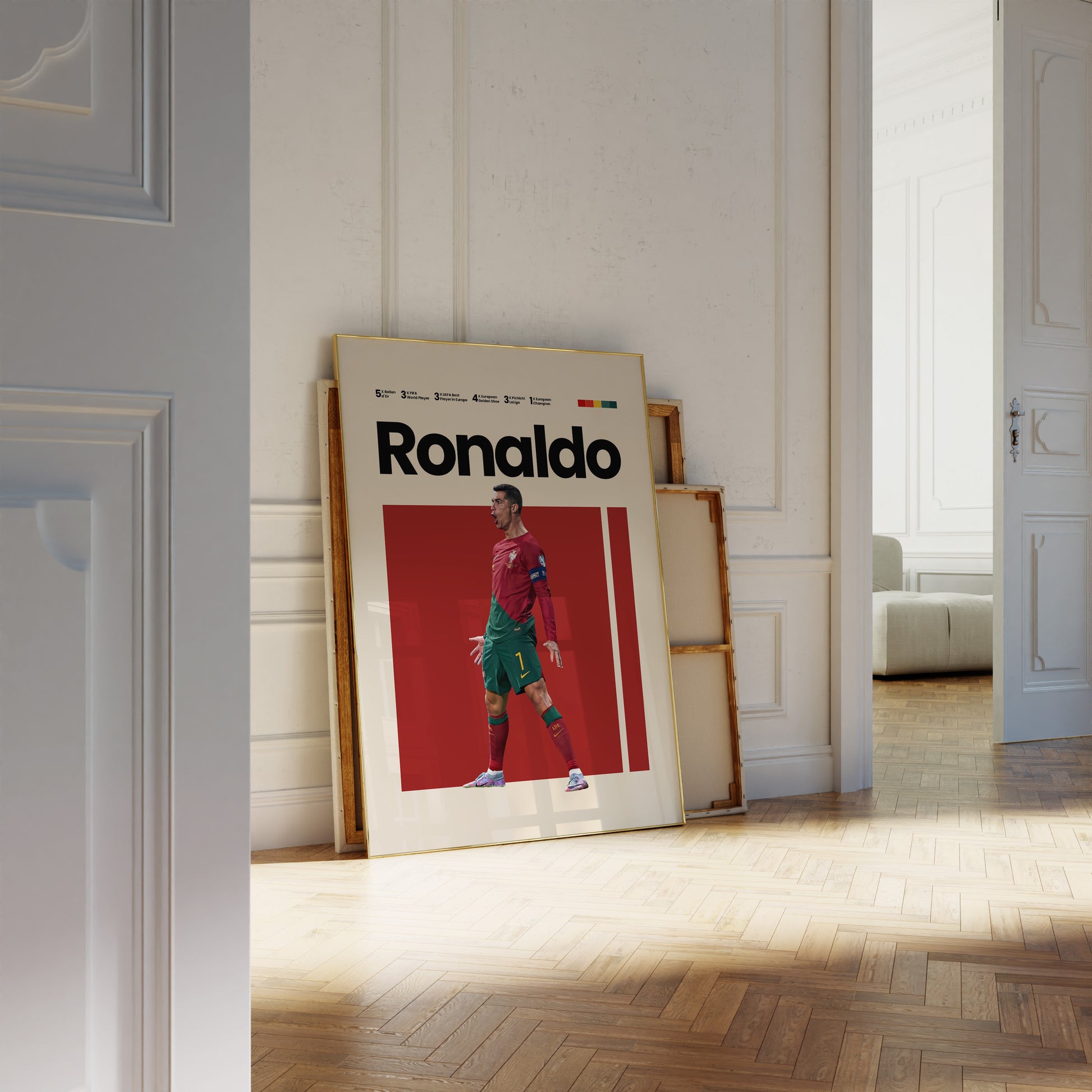 Kreatives Poster von Ronaldo im minimalistischen Design, perfekt für Fußballfans. Gestaltet von justgoodmood. Ideal als Wanddekoration im modernen Stil.