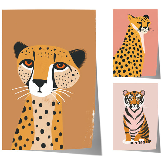 Drei moderne Tierposter mit Gepard und Tiger in klaren Formen auf warmen Braun- und Rosatönen.