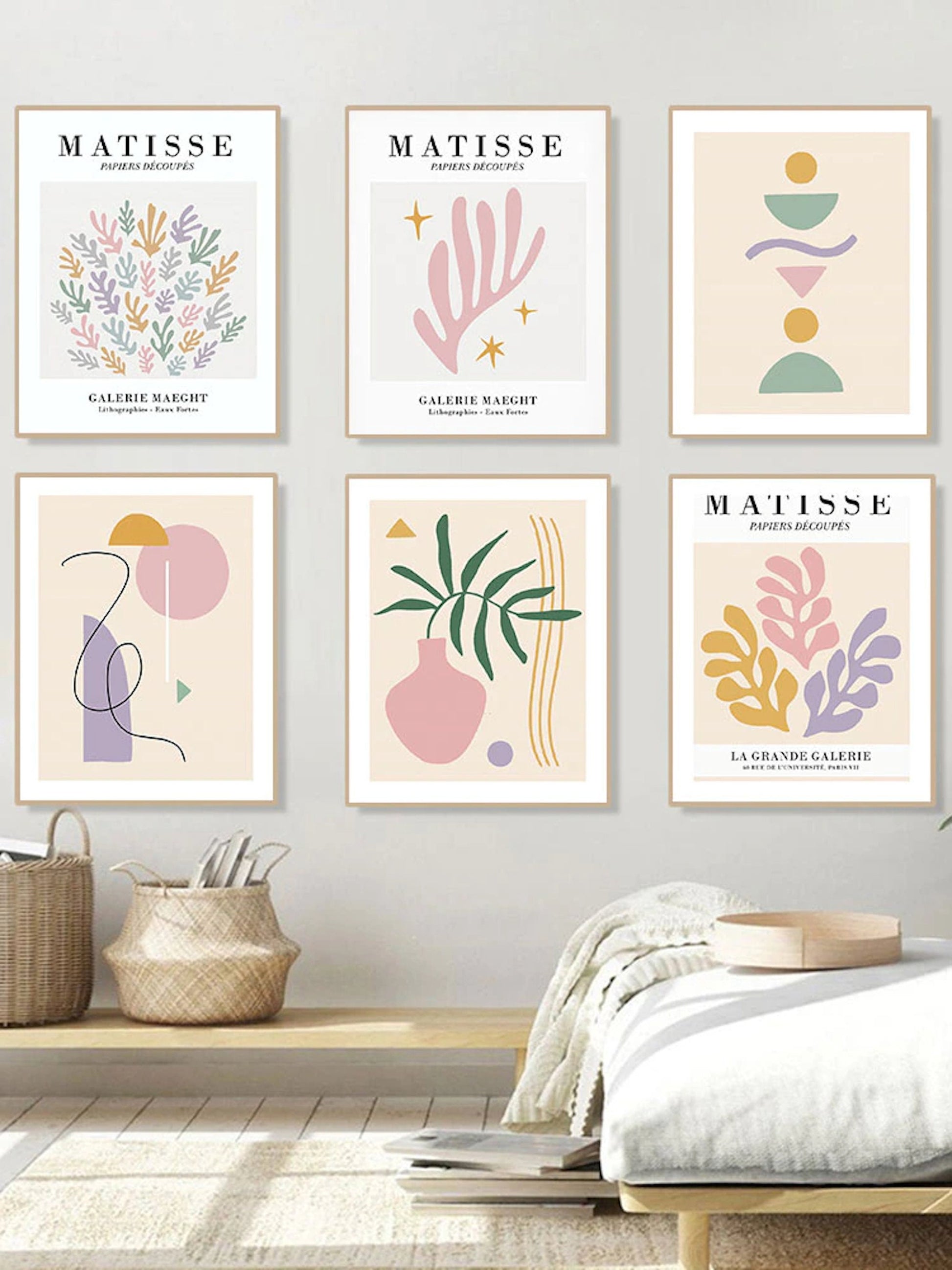 Fröhliche Matisse inspirierte Poster mit bunten abstrakten Blumenmustern im Wohnzimmerstil – Eine stilvolle Deko von justgoodmood.