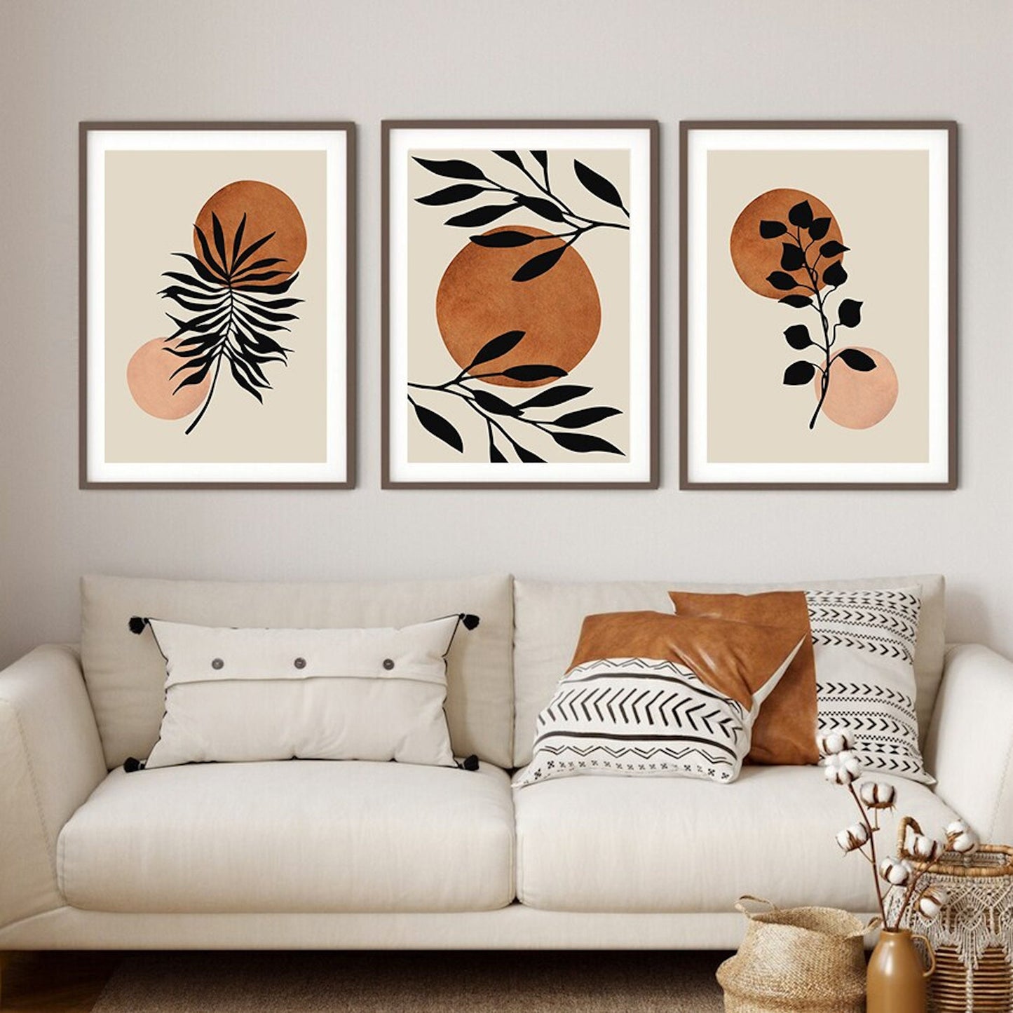 Wunderschöner Boho Deko Print von justgoodmood mit Blumen Zweigen und abstrakten Formen, perfekt für moderne Wohnräume und kreative Atmosphäre.