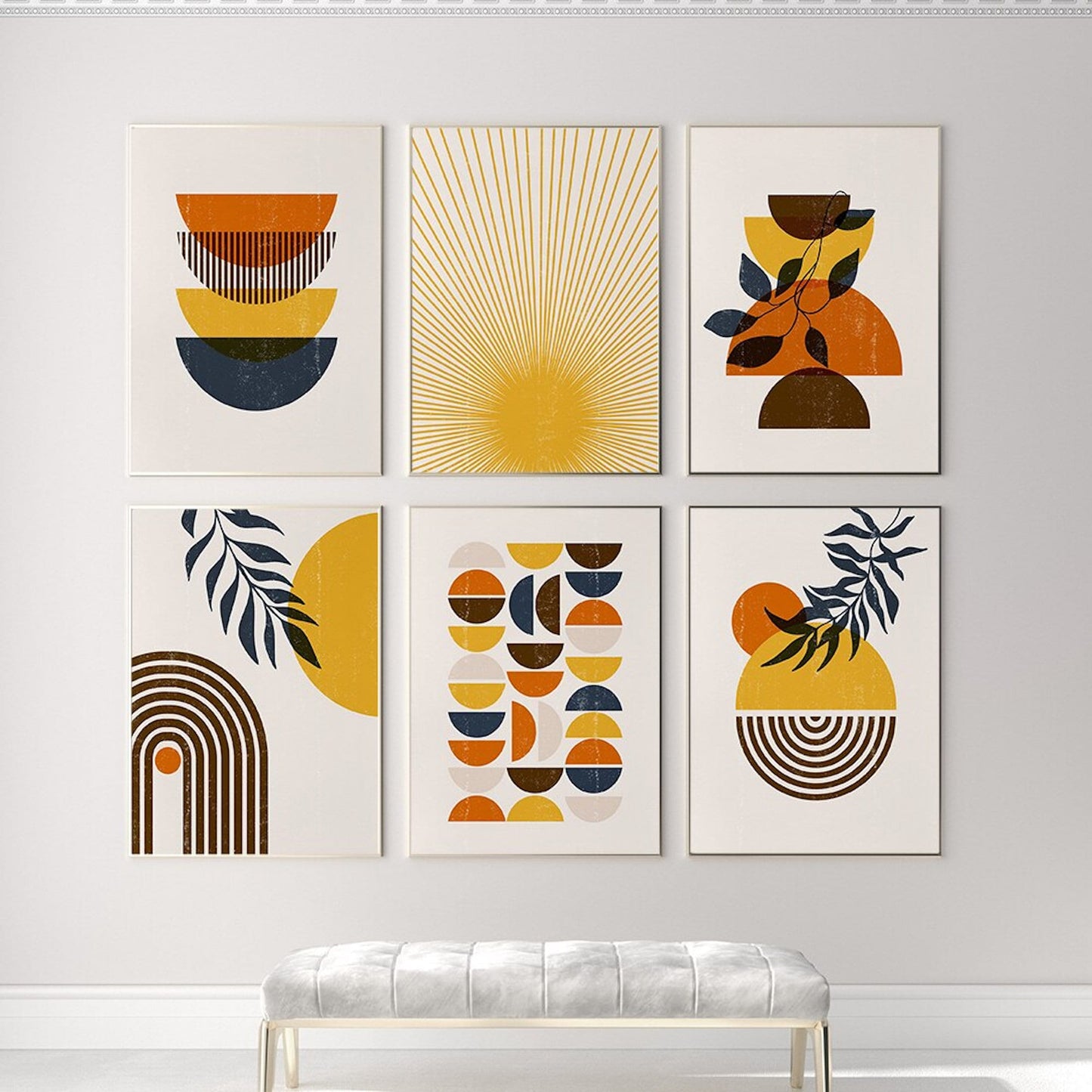 Bezauberndes Boho Poster von justgoodmood, das eine lebendige Anordnung von abstrakten Kunstwerken in Gelbtönen präsentiert, perfekt für eine frische Wandgestaltung.