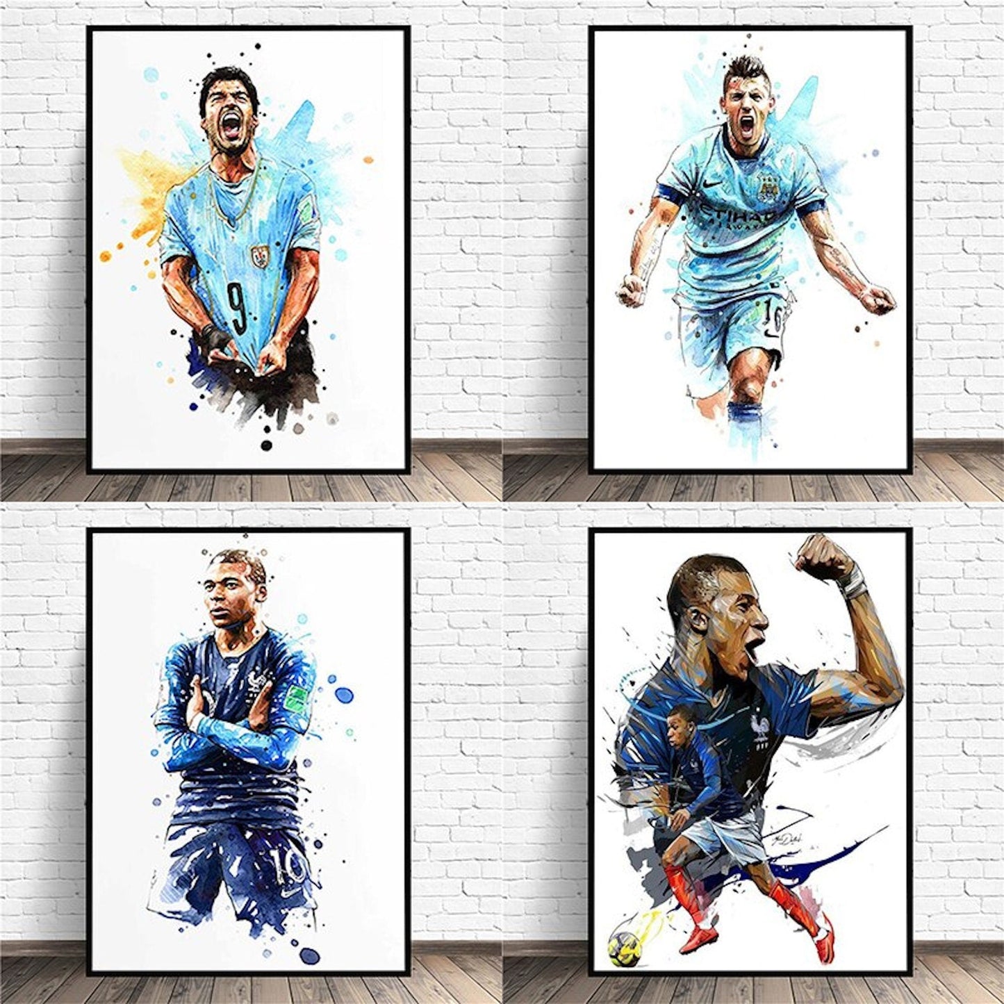 Poster mit Fußballspielern, feiernde Torjubel-Arts von Kylian Mbappé und anderen Fußballstars. Perfekte Deko für Sportliebhaber von justgoodmood.