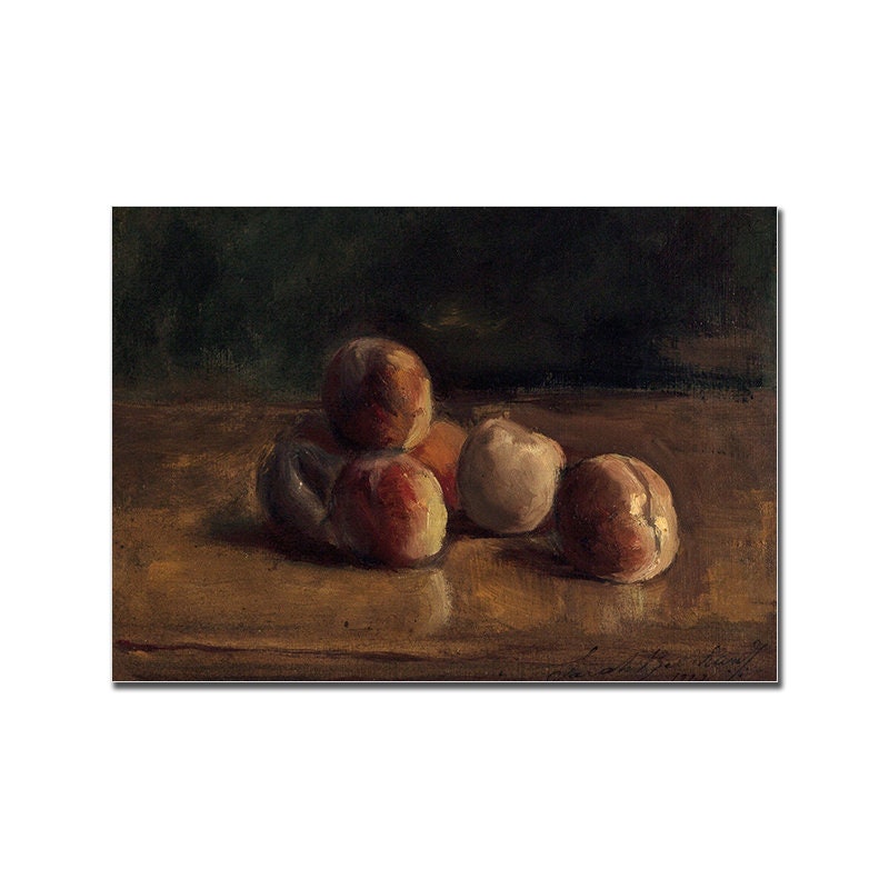 Still life painting of peaches on a dark background, showcasing artistic flair. Erleben Sie den Poster Vintage Galerie Wand Kunst Set Blume Vogel Pfirsisch Klavier von justgoodmood für stilvolle Akzente.