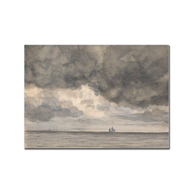 Stimmungsvolles Vintage Poster von justgoodmood mit dramatischem Wolkenhimmel über dem Meer, ideal für Kunstliebhaber.