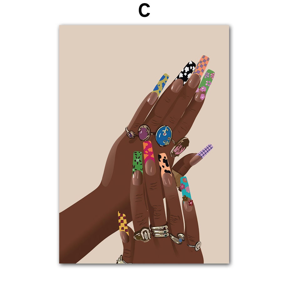 Farbenfrohes Boho-Nägel-Poster von justgoodmood, das zwei Hände mit ausgefallenen, gemusterten Nägeln und Ringen zeigt. Diese kreative Kunst ist eine großartige Ergänzung für jedes Wohnambiente.