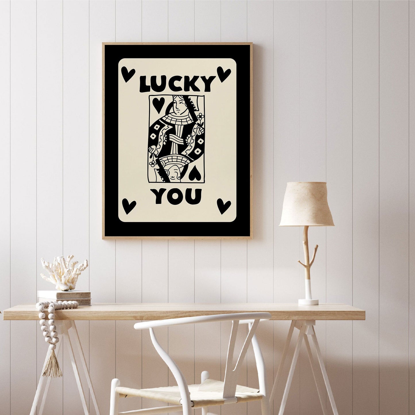 Charmantes Poster mit der Aufschrift 'Lucky You' und einer Dame Karte, perfekt für jedes Zimmer von justgoodmood, Poster Poker Ass Karte I Dame Karte I Glücks Karte.