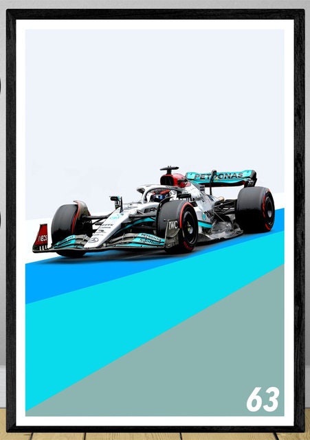 Elegantes Formel 1 Poster von justgoodmood mit einem Mercedes F1-Wagen in strahlenden Farben und dynamischem Design, perfekt als Deko für jeden Rennsportlieberhaber.