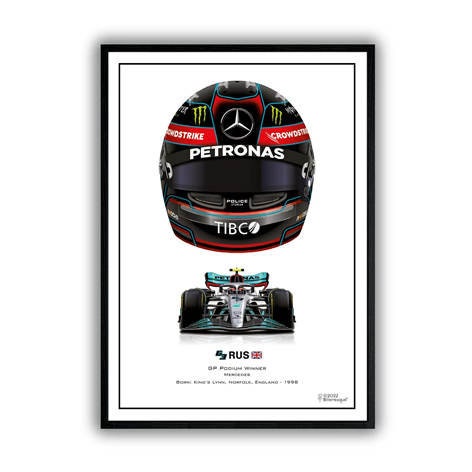 Formel 1 Helme Rennfahrer Gewinner Poster von justgoodmood. Sofisticated Deko Print ohne Rahmen, zeigt den stylischen Helm eines erfolgreichen Rennfahrers und das dazugehörige Rennauto in lebendigen Farben.