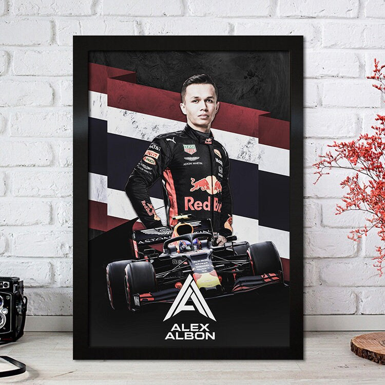 Poster von justgoodmood: Formel 1 Rennfahrer Legenden mit einem Rennwagen, ideal für Deko und als Geschenk für Fans des Rennsports.