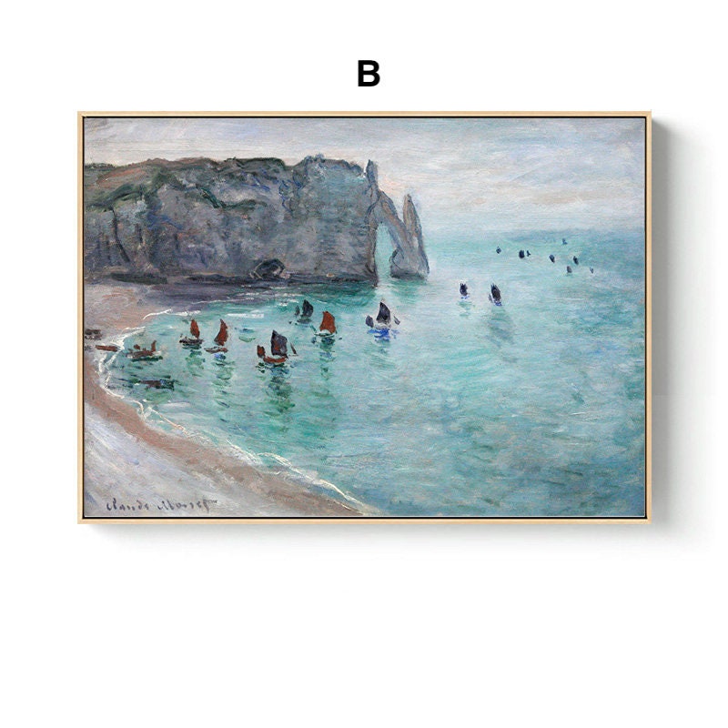 Das faszinierende Poster B von Claude Monet von justgoodmood fängt die Schönheit des Wassers und der Segelboote ein, ideal für Kunstliebhaber und stilvolle Wände.