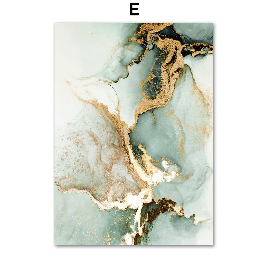 Poster Strand Wellen Zuhause Gold von justgoodmood – luxuriöses Wandbild mit marmorierten Mustern und goldenen Akzenten, ideal als Geschenk oder für die eigene Wandgestaltung.