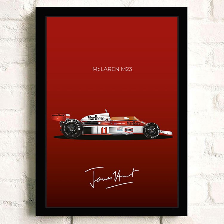 McLaren M23 Formel 1 Rennwagen Poster von justgoodmood, hochwertiger Deko Print für Motorsport-Fans.