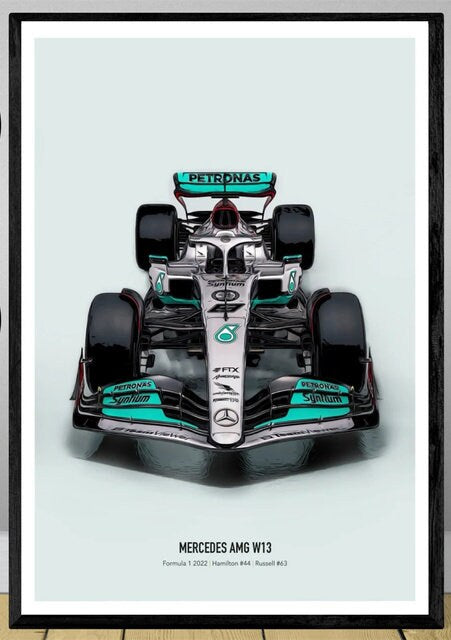 Stylisches Poster des Mercedes AMG W13 Formel 1 Rennwagens, perfekt für die Wandgestaltung. Deko Print ohne Rahmen von justgoodmood.