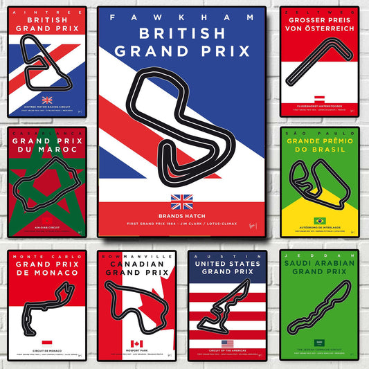 Farbenfrohes Formel 1 Poster mit verschiedenen Rennstrecken und Länderflaggen, ideal für Motorsport-Fans. Entdecken Sie die Faszination des Rennsports mit diesem hochwertigen Deko-Print von justgoodmood.