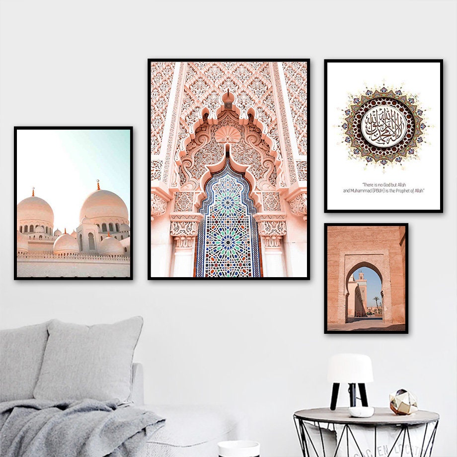 Stylisches Poster von justgoodmood mit der beeindruckenden Islam Abu Dhabi Moschee, die elegante arabische Architektur zeigt — ein perfektes Wandbild für Wohnzimmer oder Schlafzimmer.