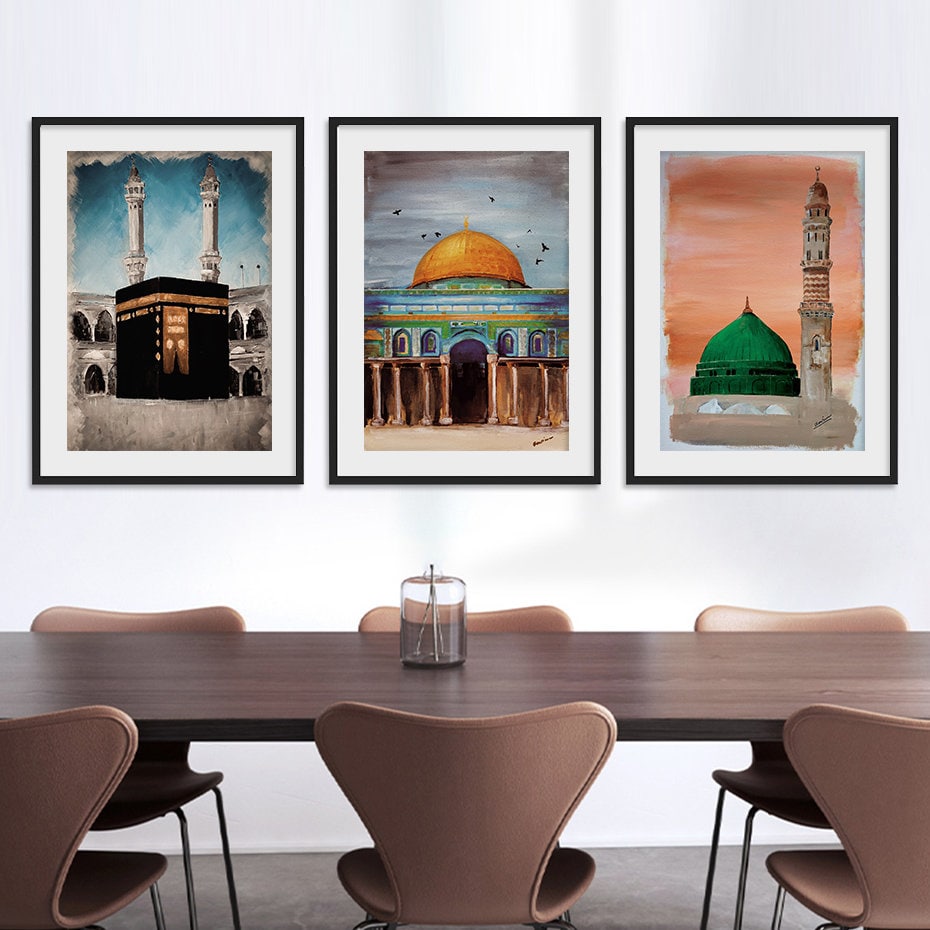 Elegantes Wandbild mit der Kaaba, Al Aqsa Moschee und dem grünen Dome, für ein geschmackvolles Wohnambiente, erhältlich bei justgoodmood, Poster Al Aqsa Moschee Kaaba Minarett I Wandbilder Wohnzimmer & Schlafzimmer I Deko Print Bilder I ohne Rahmen.