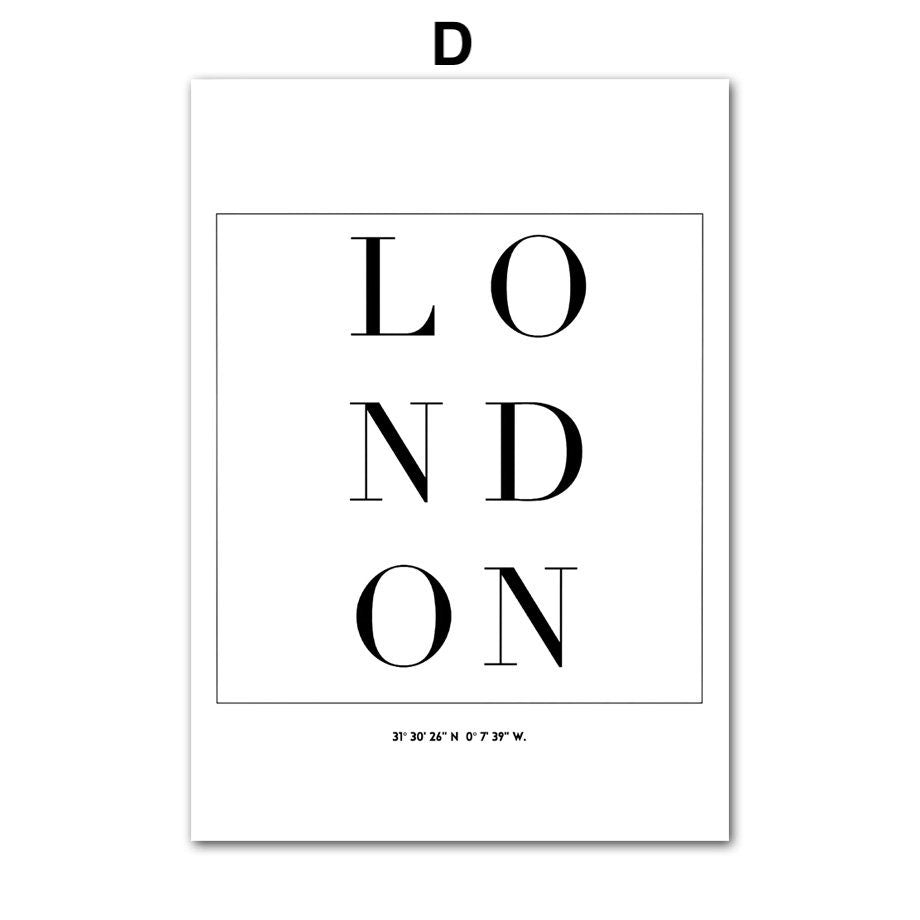 Kreatives Poster mit der Stadtbezeichnung 'LONDON' in elegantem Schwarz-Weiß-Design von justgoodmood. Ein ideales Deko-Element für Wohnzimmer und Schlafzimmer.
