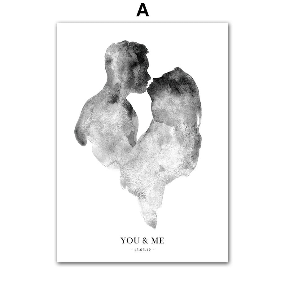 Raffiniertes Kunstposter von justgoodmood mit dem Titel 'You & Me', zeigt ein Paar in inniger Umarmung, romantische Dekoration für jeden Raum.