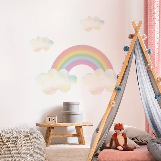 Fröhliches Boho Wanddeko mit Regenbogen und Wolken von justgoodmood, ideal für das kreative Babyzimmer.