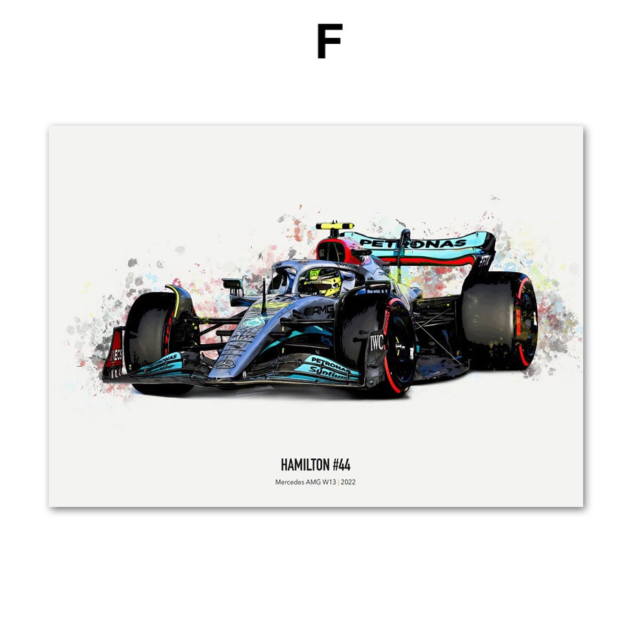 Hamilton #44 Mercedes AMG W13 Poster von justgoodmood – Stilvolle Wandkunst für Formel 1 Enthusiasten!