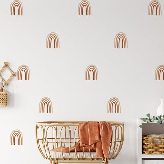 Fröhliche Boho-Stil Regenbogen Wandaufkleber von justgoodmood, ideal für kreative Kinderzimmer-Deko.