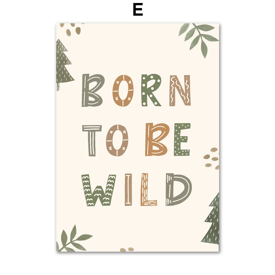 Bezauberndes Poster mit dem Text "BORN TO BE WILD" in bunten Buchstaben, ideal für eine kinderfreundliche Wanderatmosphäre von justgoodmood.