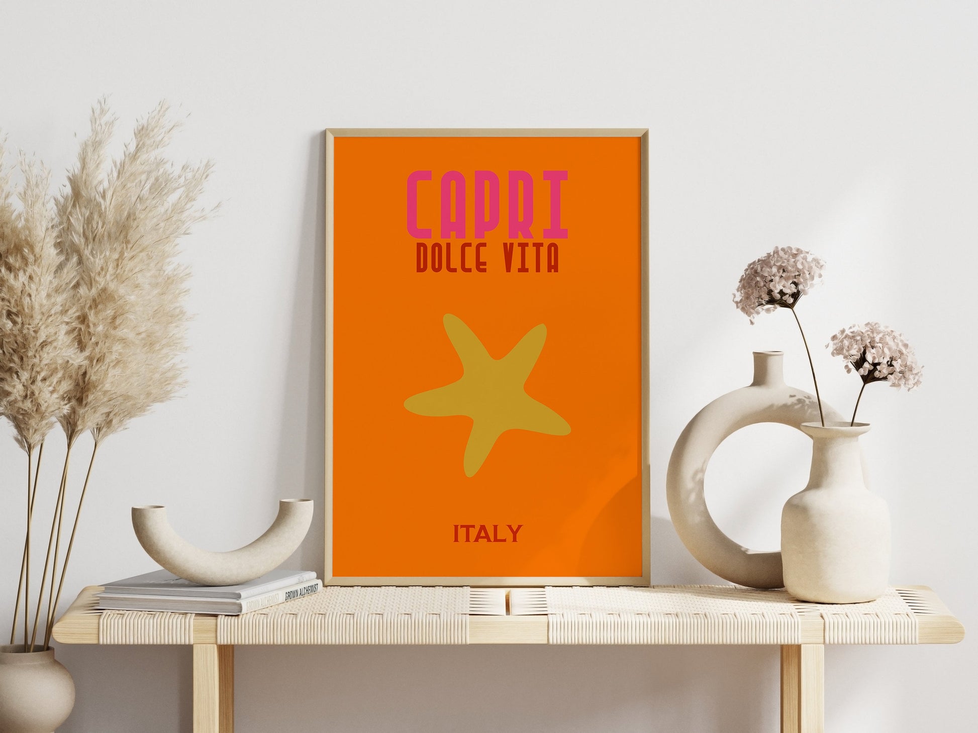 Attraktives Capri Dolce Vita Poster aus dem Reise Druck 6er Set von justgoodmood, strahlt Lebensfreude in lebendigen Farben aus.