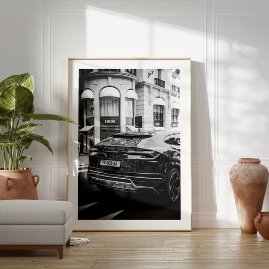 Lamborghini Dior Poster · Luxus trifft Dior · Vorfahrt für Stil · Monochrome Eleganz · ohne Rahmen