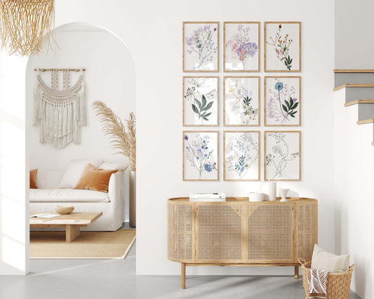 Botanische Wildblumen Poster · Geschenkidee · Zarte Blumenarrangements in Pastellfarben mit Schmetterlingen · Dekoprint ohne Rahmen