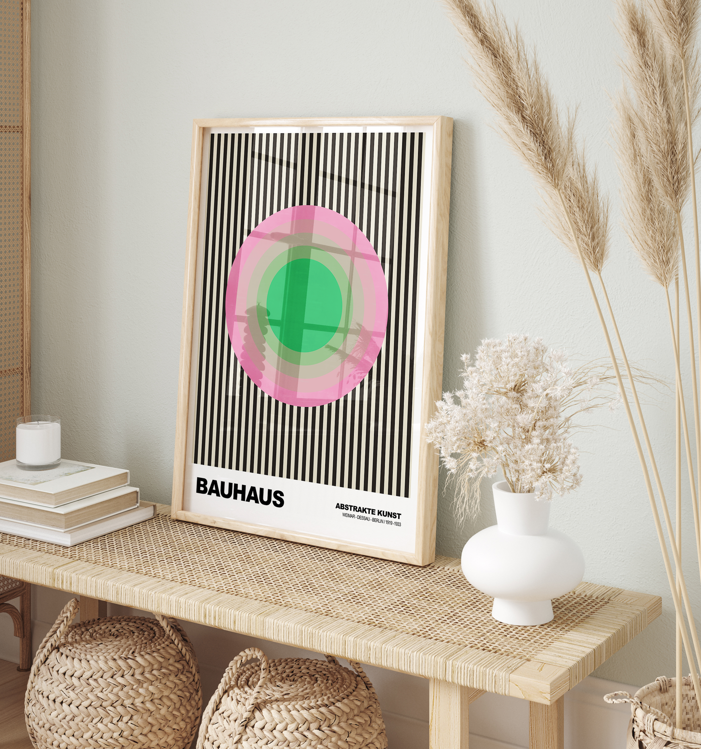 Poster Bauhaus Abstrakte Kunst · Grüner Kreis mit rosa Ringen auf schwarzen Streifen · Geometrisches Retro Wandbild · Print ohne Rahmen