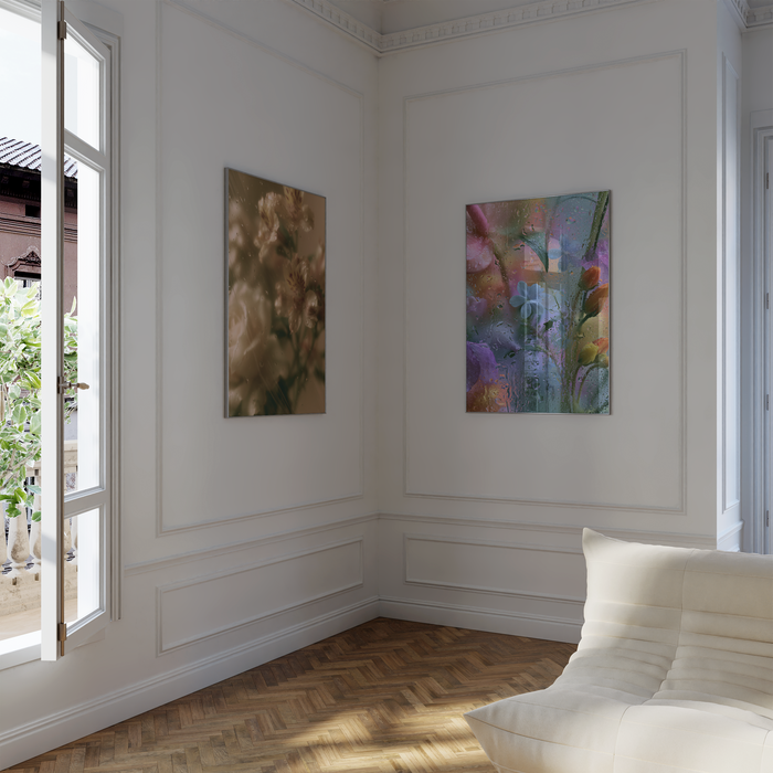 Geschenkidee · Blumen hinter Glas und Wassertropfen Poster Ästhetische Natur Fotografie · Dekoprint ohne Rahmen | JUSTGOODMOOD