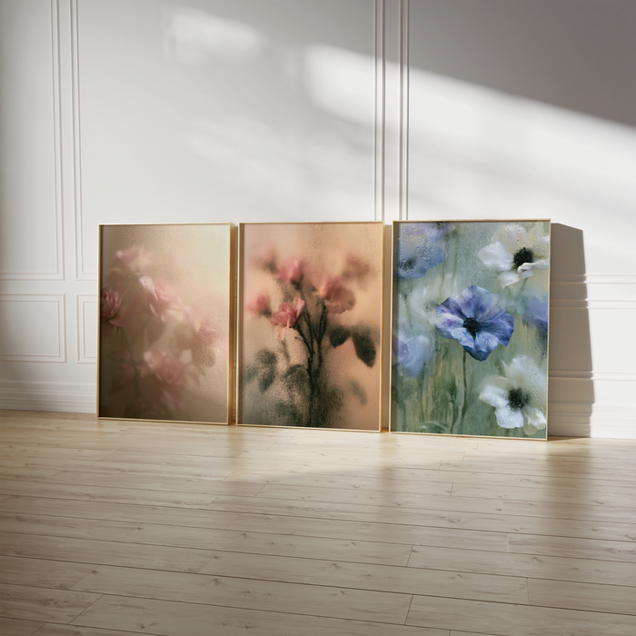 Geschenkidee · Ranunkeln und Blumen hinter Glas Poster Ästhetische Natur Fotografie · Dekoprint ohne Rahmen | JUSTGOODMOOD