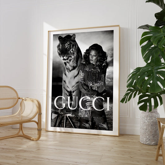 Gucci Poster · Wild und Schön · Gucci’s Starke Schönheit · Tigerstärke ·Exotische Pracht · Wand Dekoration · ohne Rahmen
