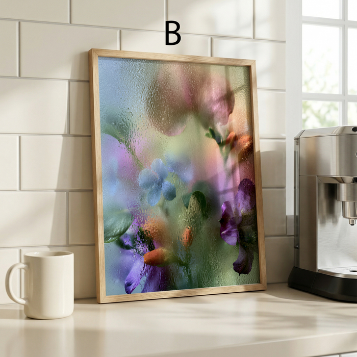 Geschenkidee · Rosen und Ranunkeln hinter Glas Poster Ästhetische Natur Fotografie · Dekoprint ohne Rahmen | JUSTGOODMOOD