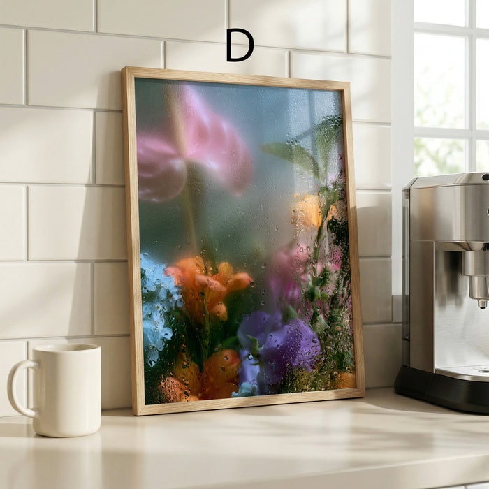 Geschenkidee · Blumen hinter Glas und Wassertropfen Poster Ästhetische Natur Fotografie · Dekoprint ohne Rahmen | JUSTGOODMOOD