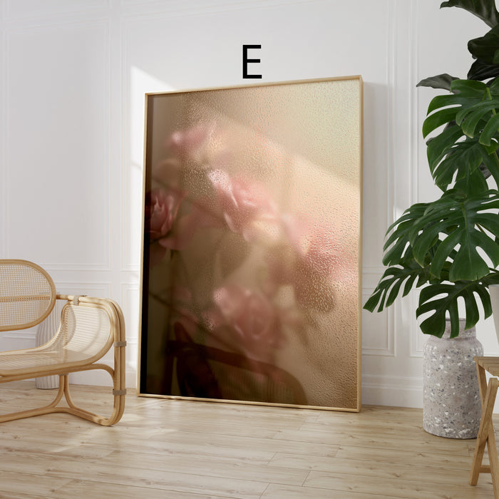 Geschenkidee · Ranunkeln und Blumen hinter Glas Poster Ästhetische Natur Fotografie · Dekoprint ohne Rahmen | JUSTGOODMOOD