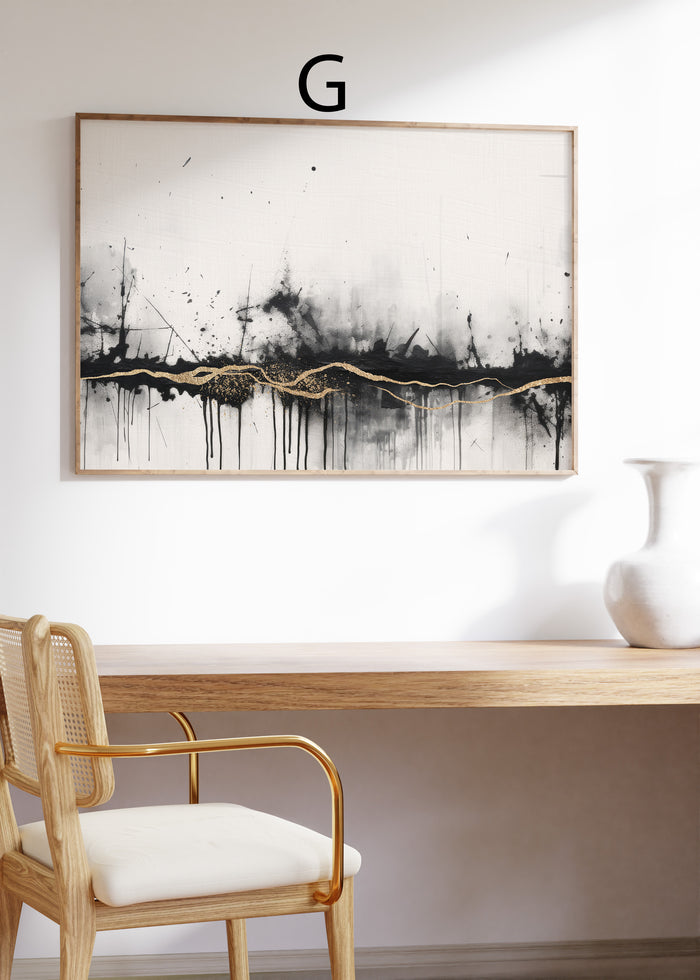 Schwarz-Gold-Poster mit organischen Formen