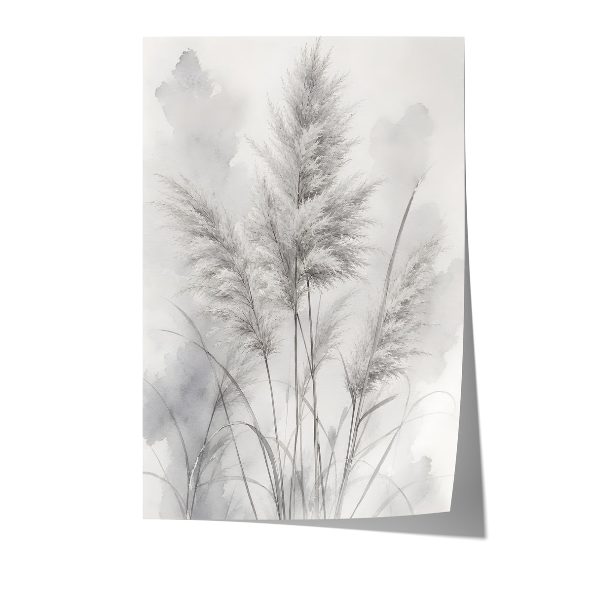 Poster mit grauen Pampaswedeln mit Blättern und weichen Aquarellflächen auf weißem Hintergrund.