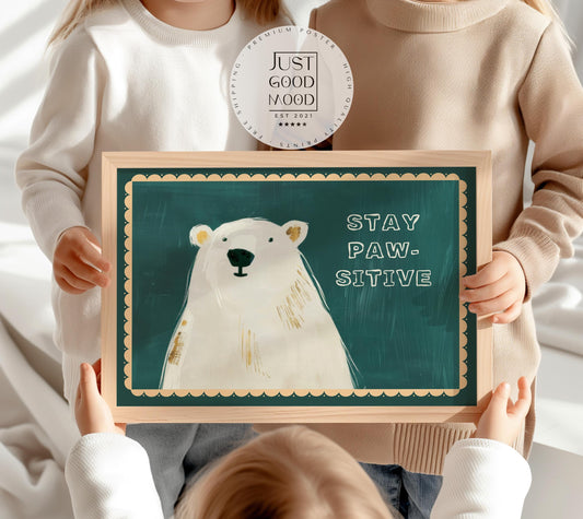 Poster Kinderzimmer Bär · Bear With Me Wortspiel · Lustiges Tierposter mit Spruch · Coole Wanddeko für Kinderzimmer · Dekoprint ohne Rahmen