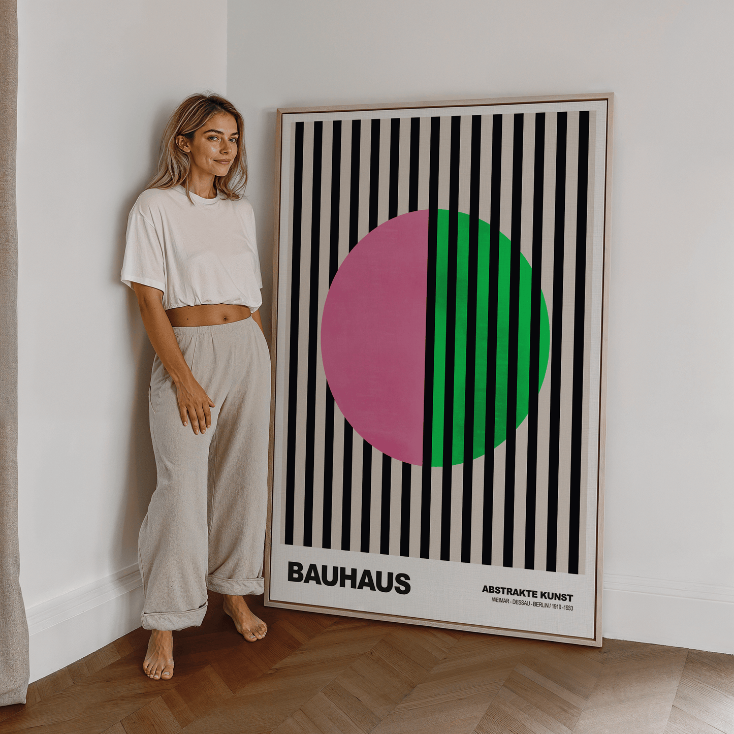 Poster Bauhaus Abstrakte Kunst · Pink Grüner Kreis mit schwarzen Streifen · Modernes Geometrisches Design · Deko Print ohne Rahmen - justgoodmood