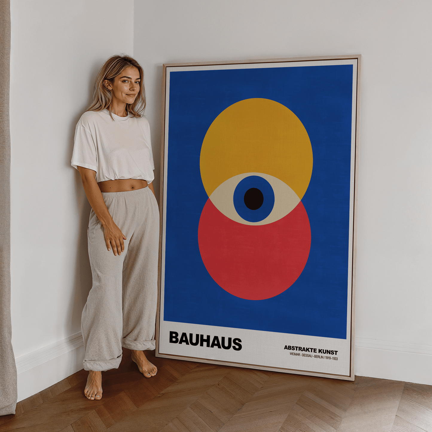 Poster Bauhaus Geometrische Formen · Abstraktes Auge in Primärfarben Blau Rot Gelb · Modernes Design Print ohne Rahmen - justgoodmood