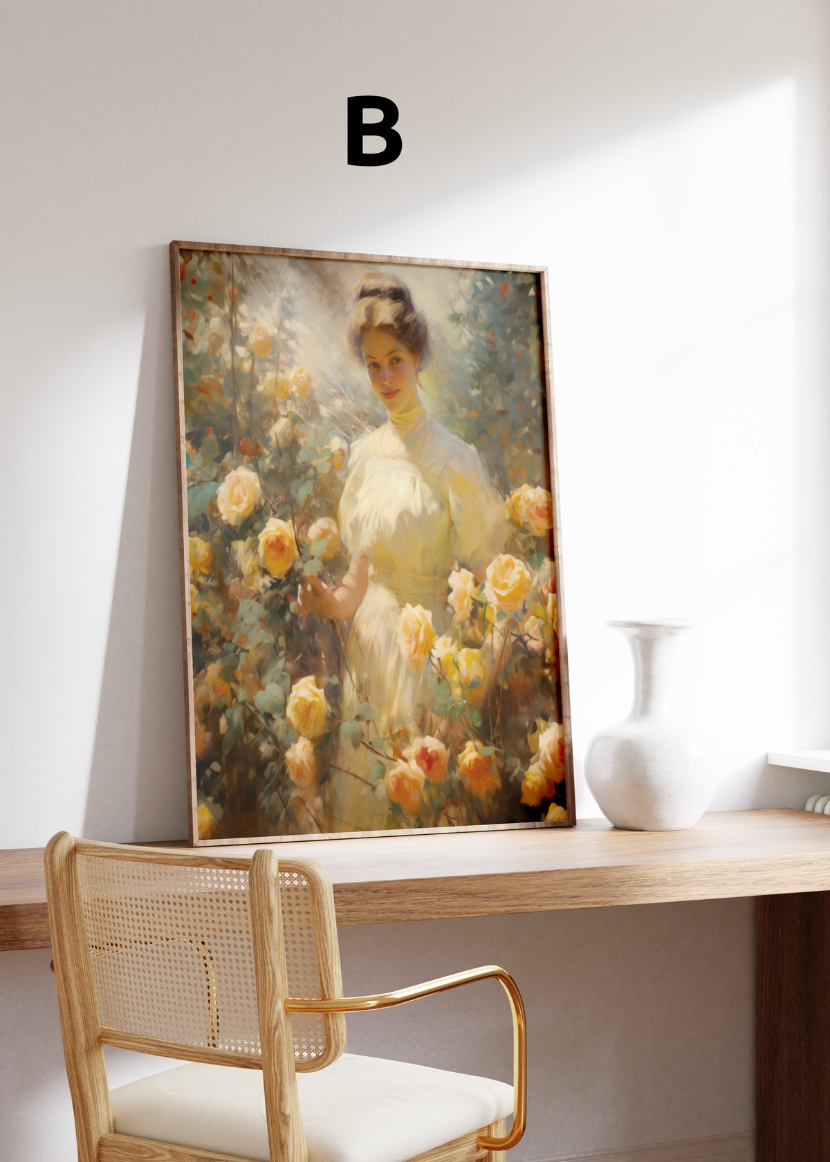 Postermotiv B: Frau im hellen Kleid umgeben von gelben Rosen. Im Holzrahmen auf einem Schreibtisch.