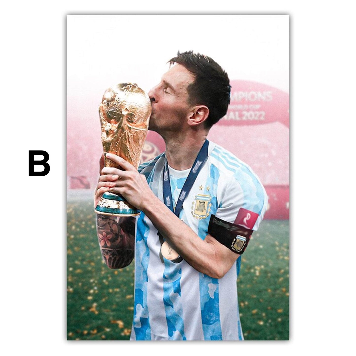 Poster Fußball Messi mit Sieger Pokal Weltmeisterschaft 2022 in Qatar mit Argentinien als Deko Print ohne Rahmen